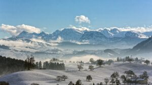 mountain horizon